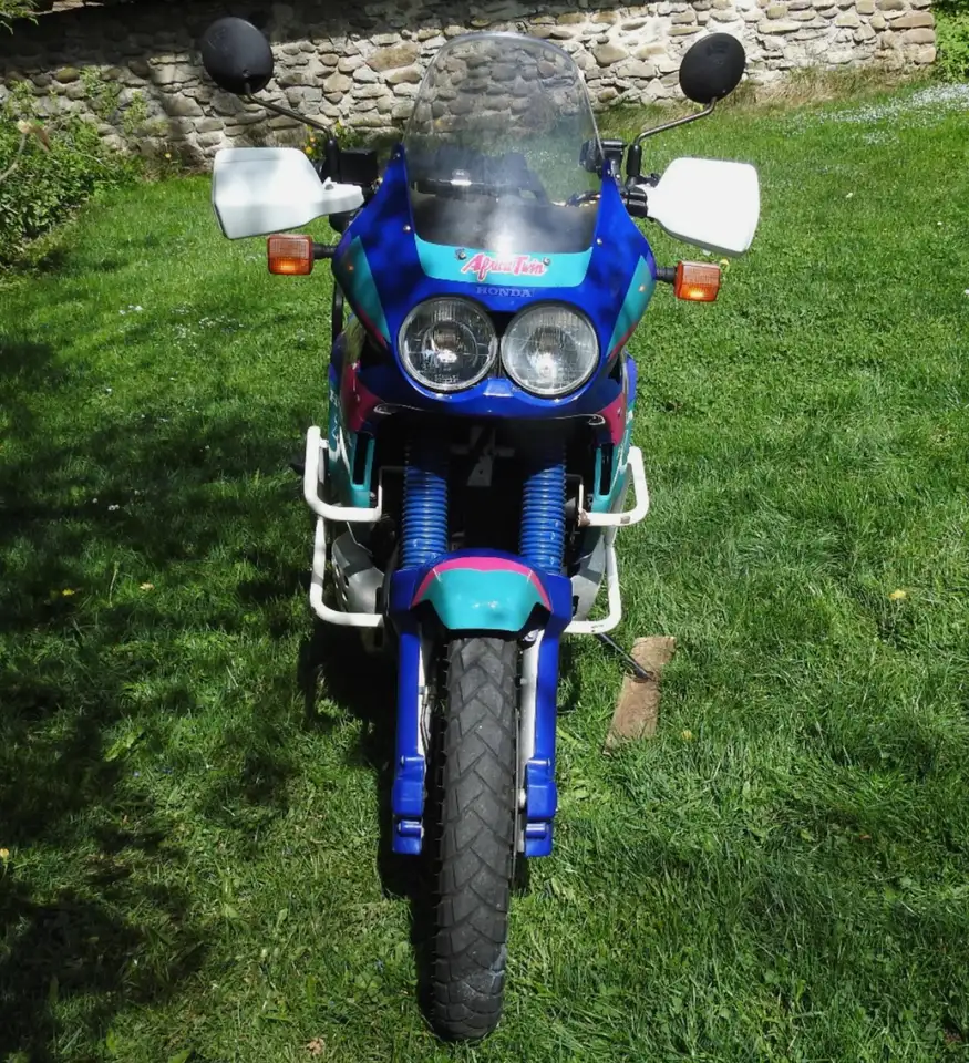 Honda XRV 750