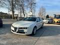 Alfa Romeo 159 2.0 JTDm 136 CV Sportwagon Distinctive Blanc - thumbnail 2
