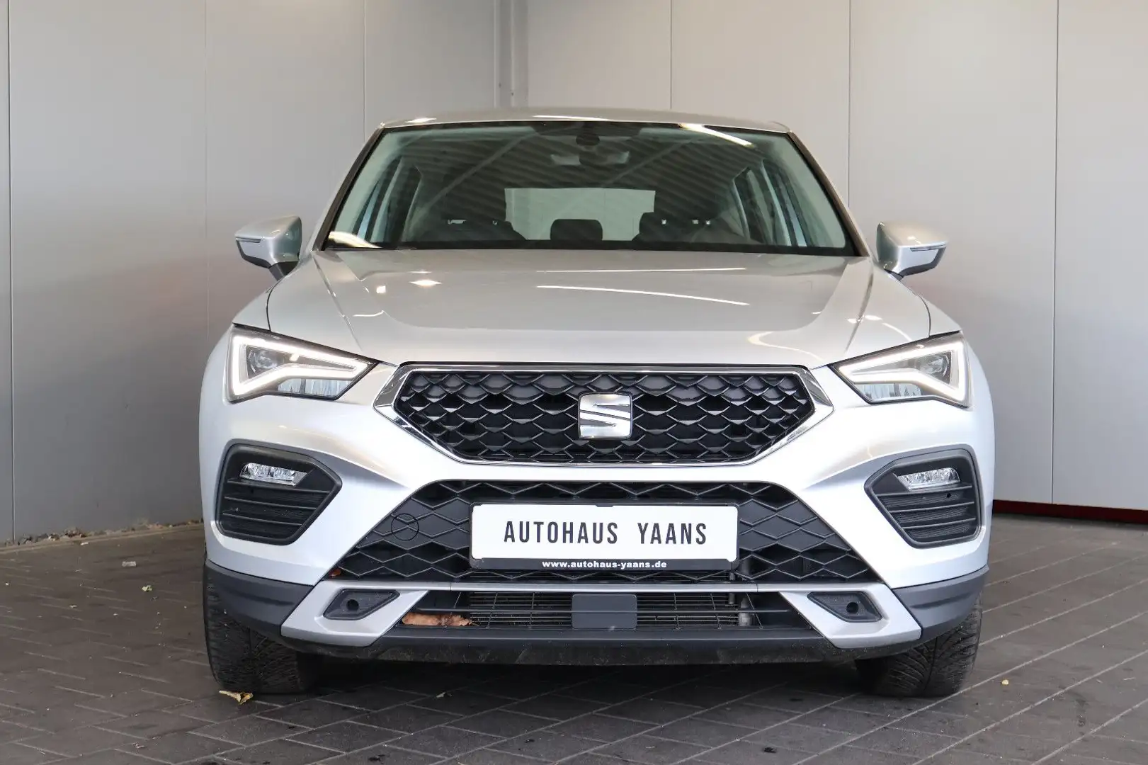SEAT Ateca 1.5 TSI Style AID+CARPLAY+FRONT+LED+AHK Silber - 2