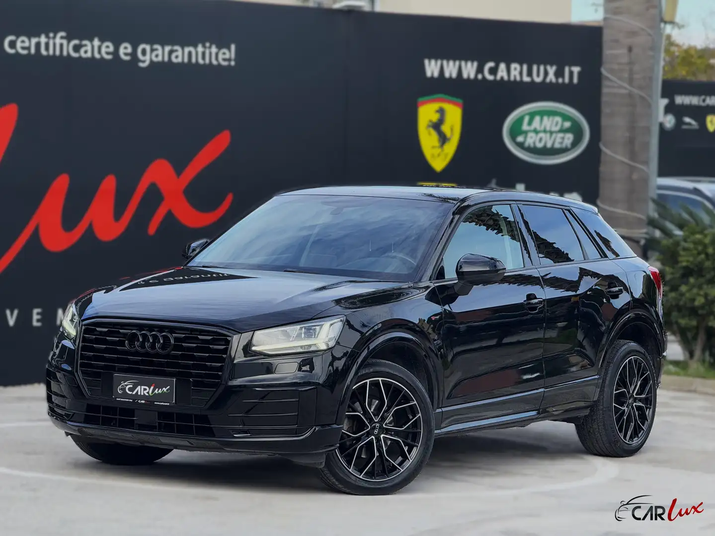 Audi Q2 30 TDI S line Edition S-tronic 116CV MATRIX Nero - 1