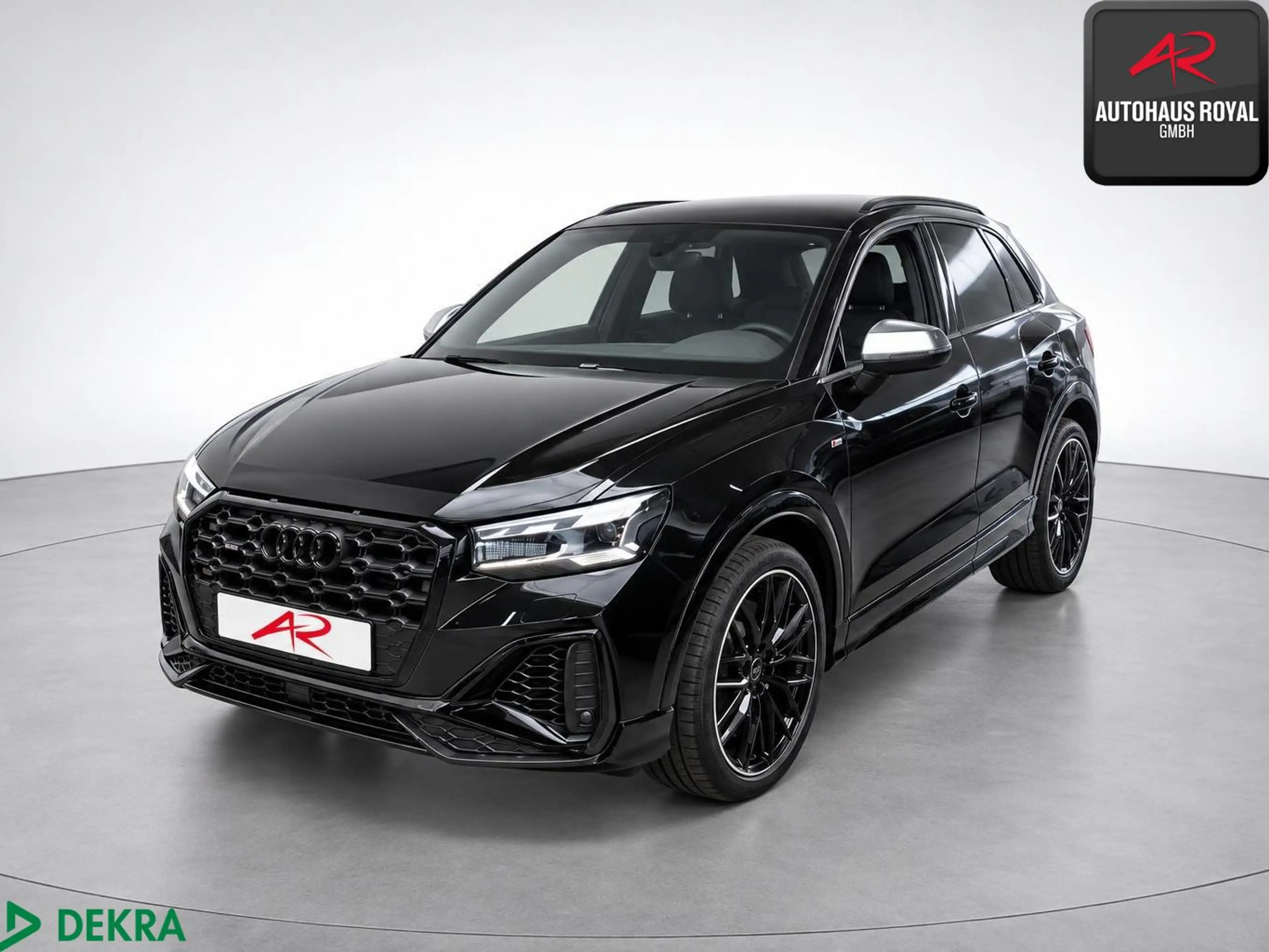 Audi SQ2 2.0 TFSI qu MATRIX,SONOS,PANORAMA,ACC,19ZOLL