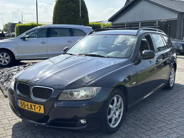 2010 BMW 3 Series in Black for sale