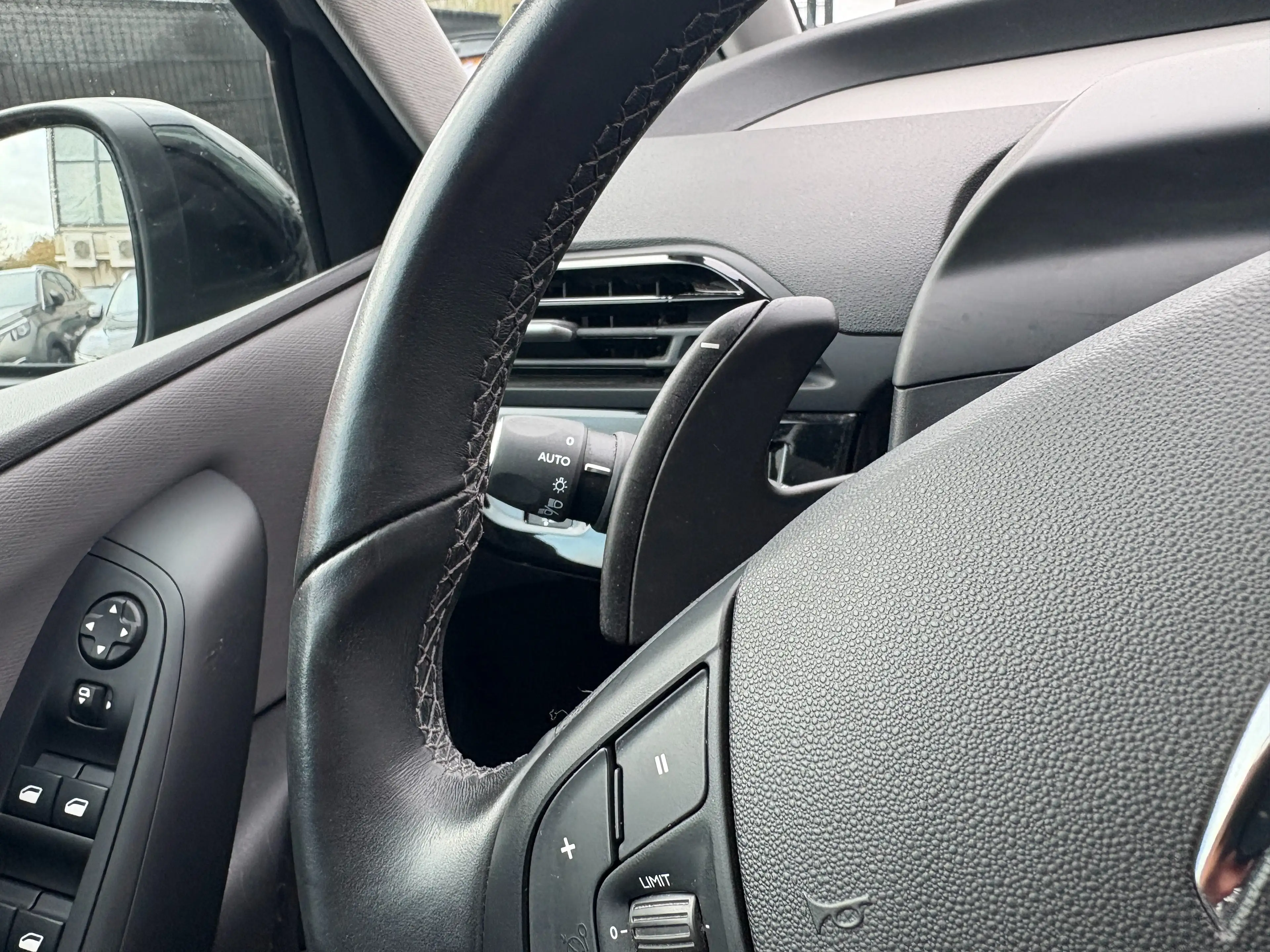Citroen C4 SpaceTourer 1.2 Feel - 7pl - EU6D - GARANTIE 1AN - — photo 5