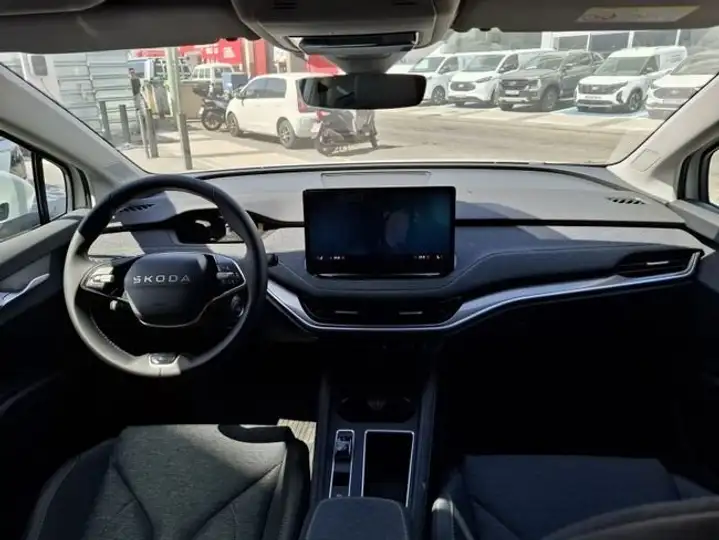 Škoda Elroq 85 2026, foto 3