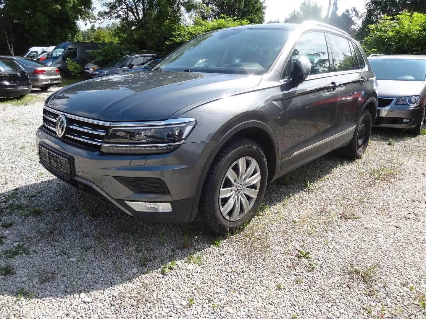 Volkswagen Tiguan Highline/4Motion/HUD/AHK/Leder/AHK/ Grau - 1