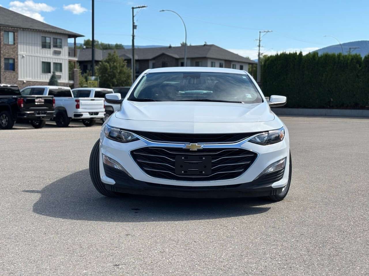 2025 Chevrolet Malibu 4dr Sdn 1LT — снимка 1