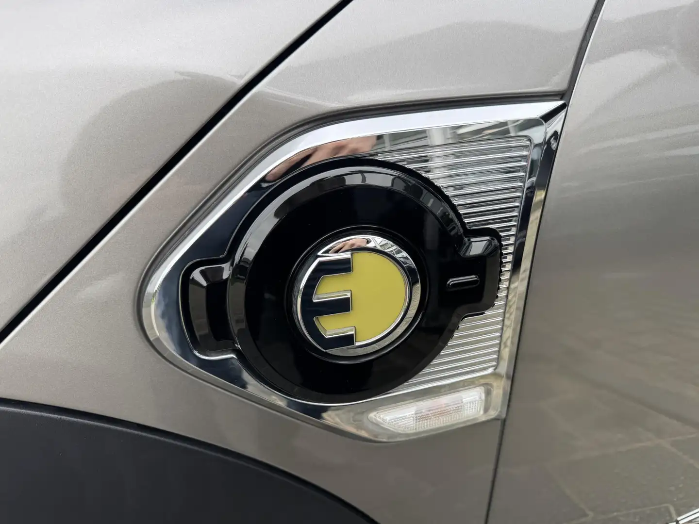 MINI Cooper SE Countryman 1.5 ALL4 Chili , Eerste eigenaar, 18 Inch, Lederen Gris - 2