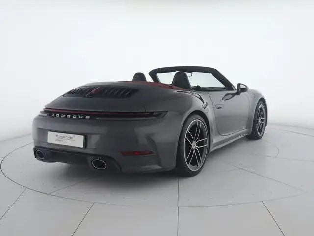 Porsche 992 view 2