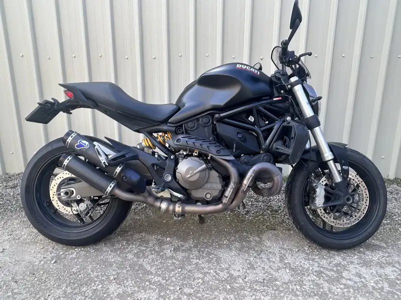 Ducati Monster 821