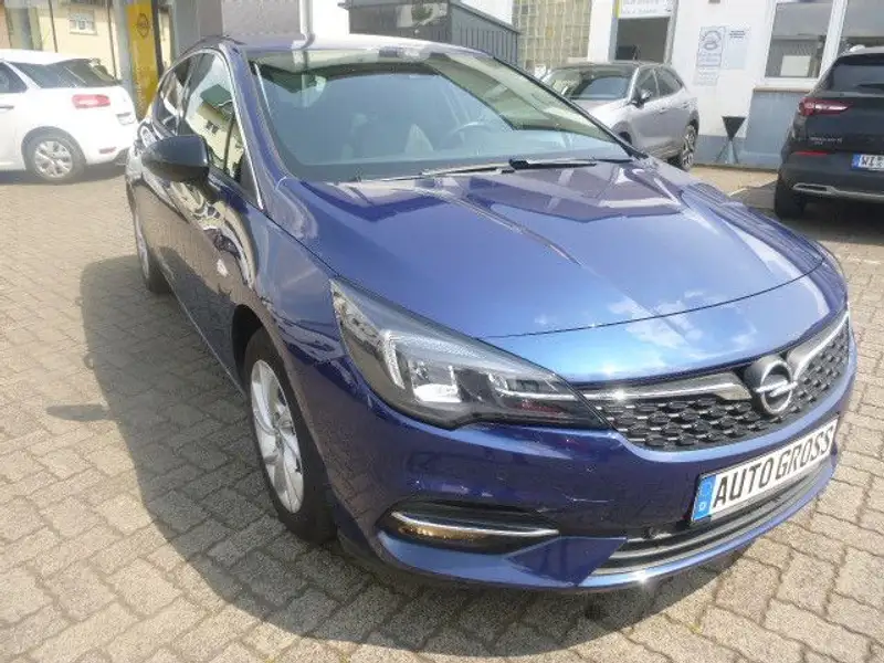 Annonce voiture d'occasion Opel Astra - CARADIZE
