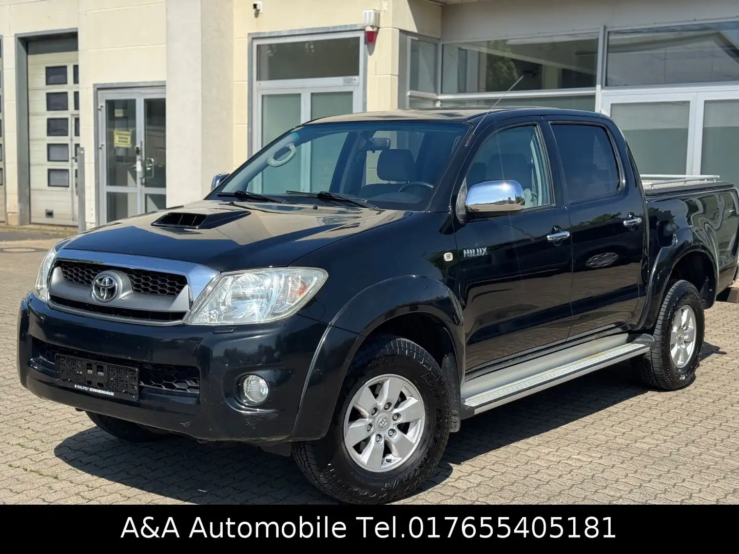 Toyota Hilux 3.0 Double Cab Sol 4x4 Automatik Negro - 1