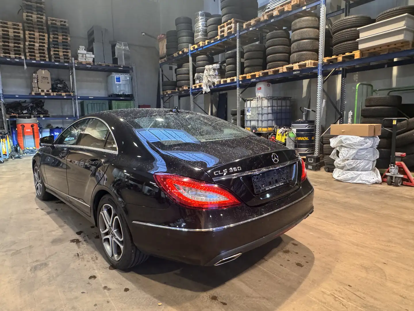 Mercedes-Benz CLS 350 CLS 350 BlueTEC 4MATIC Aut. Schwarz - 2