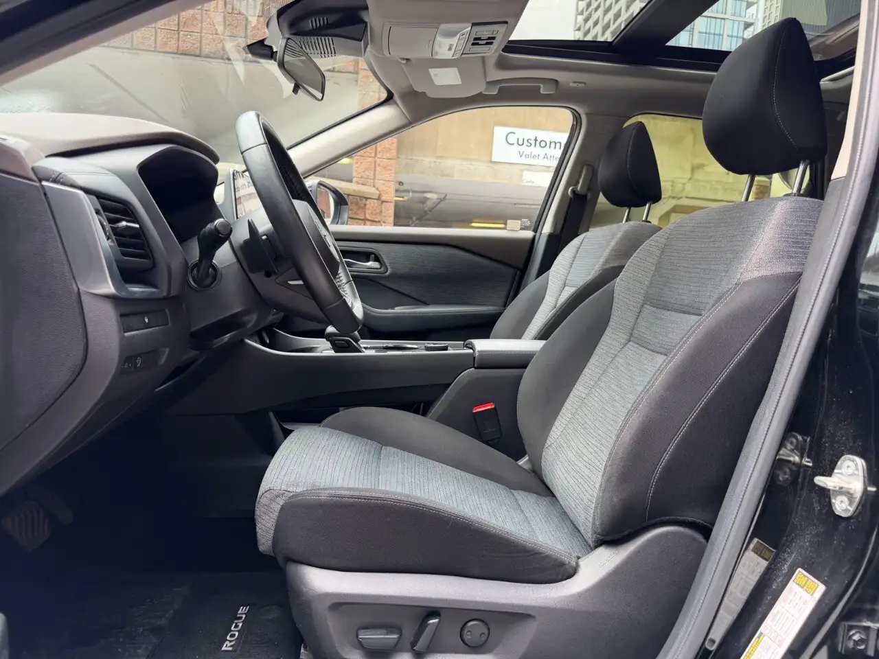 Nissan Rogue снимка Nissan Rogue