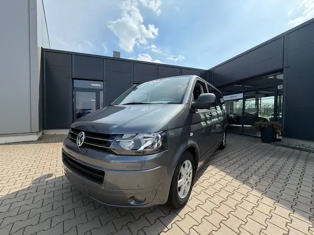 Volkswagen T5 Multivan 2.0 TDi Startline