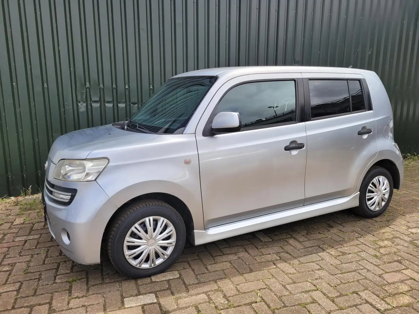 Daihatsu Materia 1.3 Rythm APK 6-2026 Argent - 2