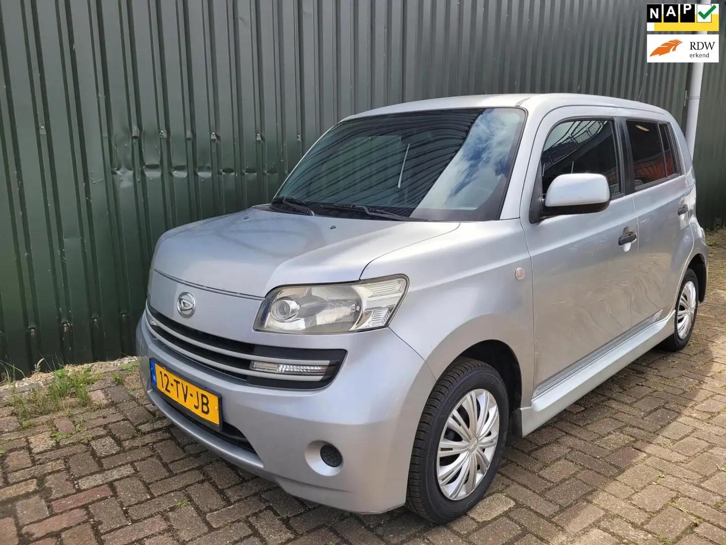 Daihatsu Materia 1.3 Rythm APK 6-2026 Argent - 1