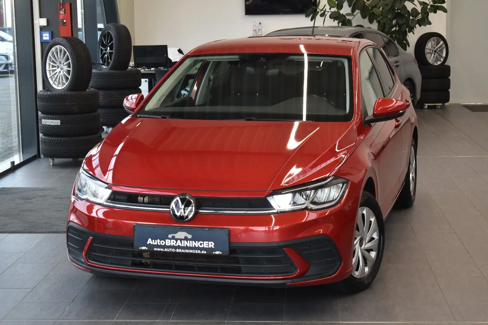Volkswagen Polo VI 1.0TSI Life LED~VirtualC~LaneA~ParkPilot Rot - 1