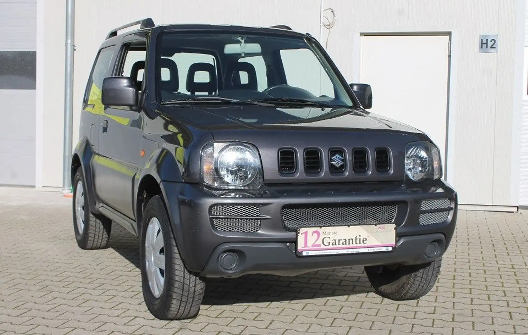 Suzuki Jimny Ranger,wenig Km,AHK,4x4,gepflegt,Finanz Grau - 2