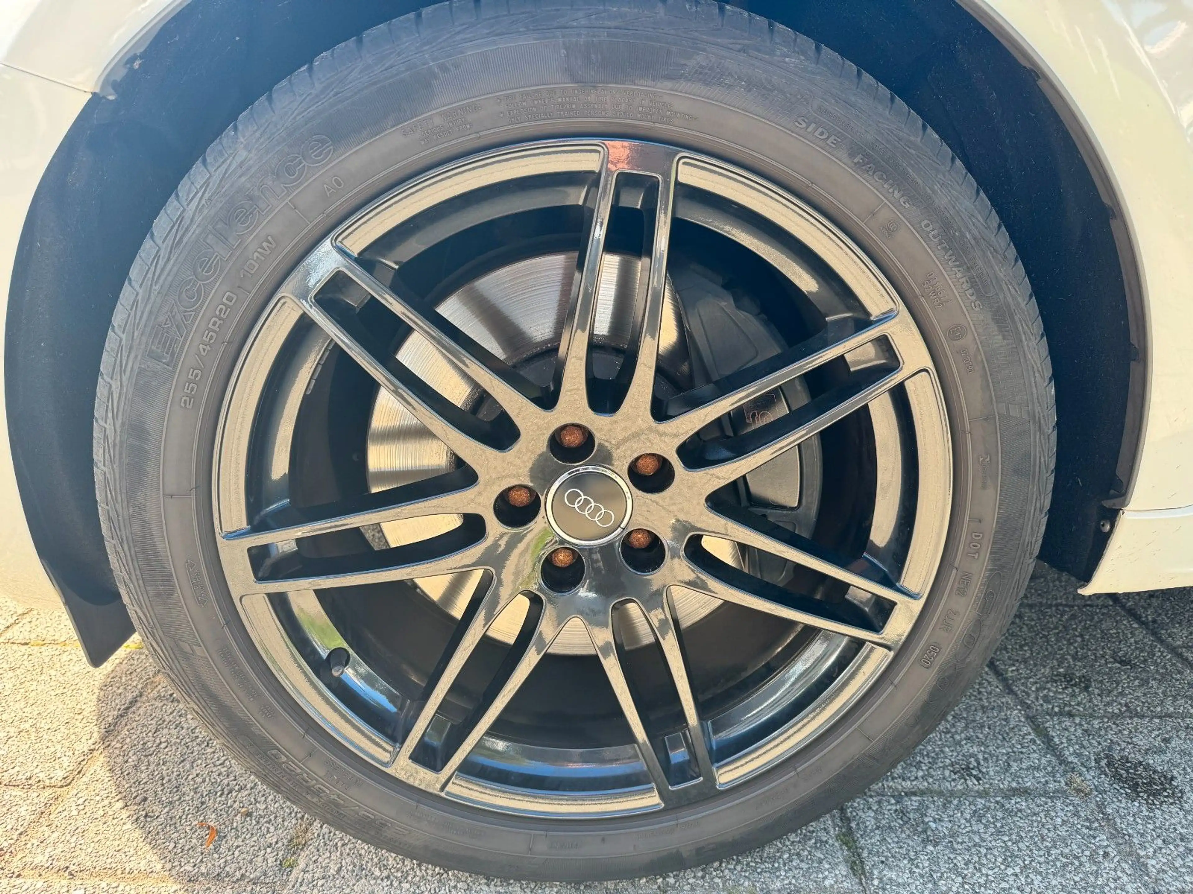 Audi SQ5 3.0 TDI competition quattro — photo 10