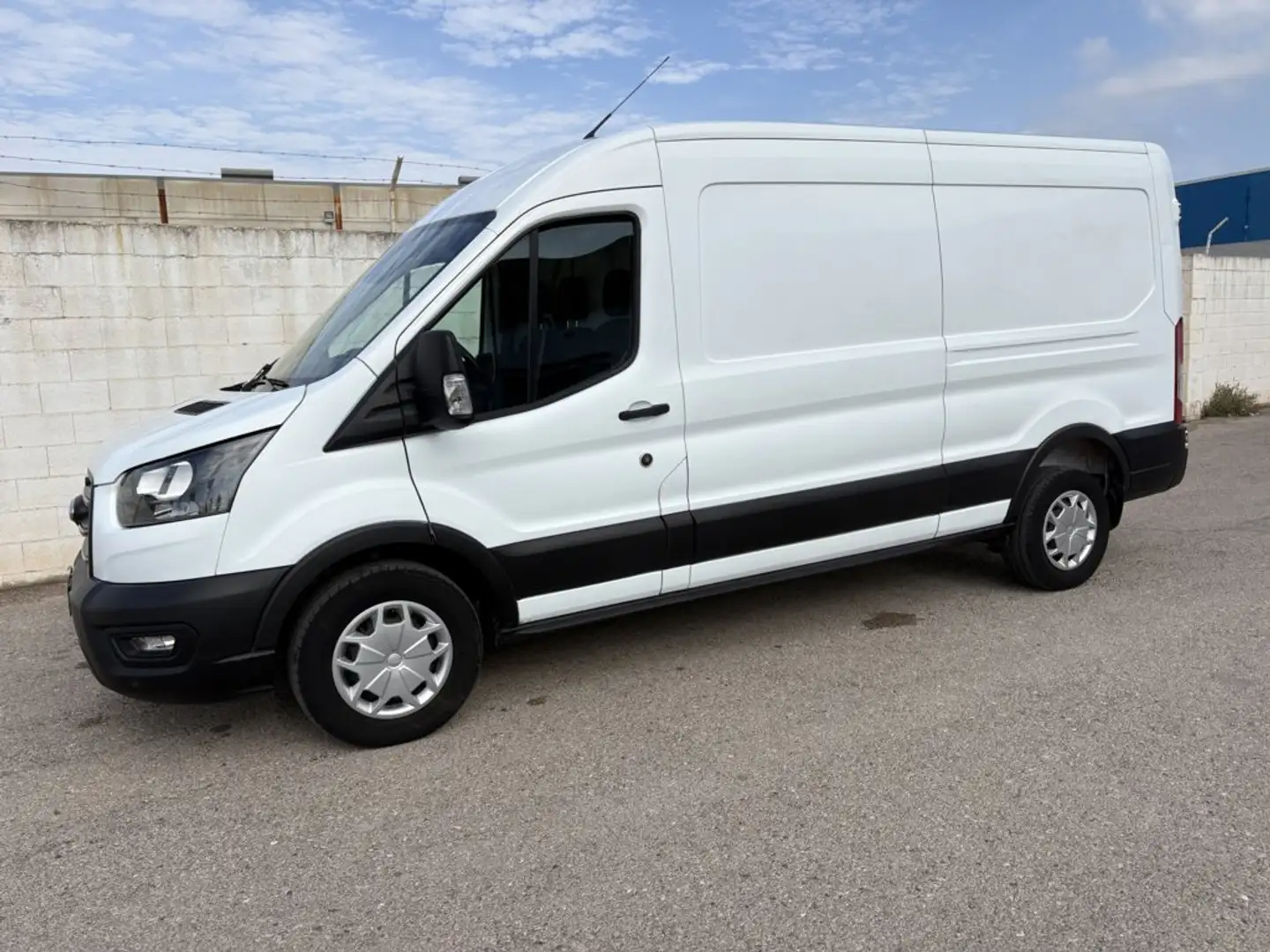 Ford Transit FT 350 L3 Van MHEV Trend 130 Blanco - 2