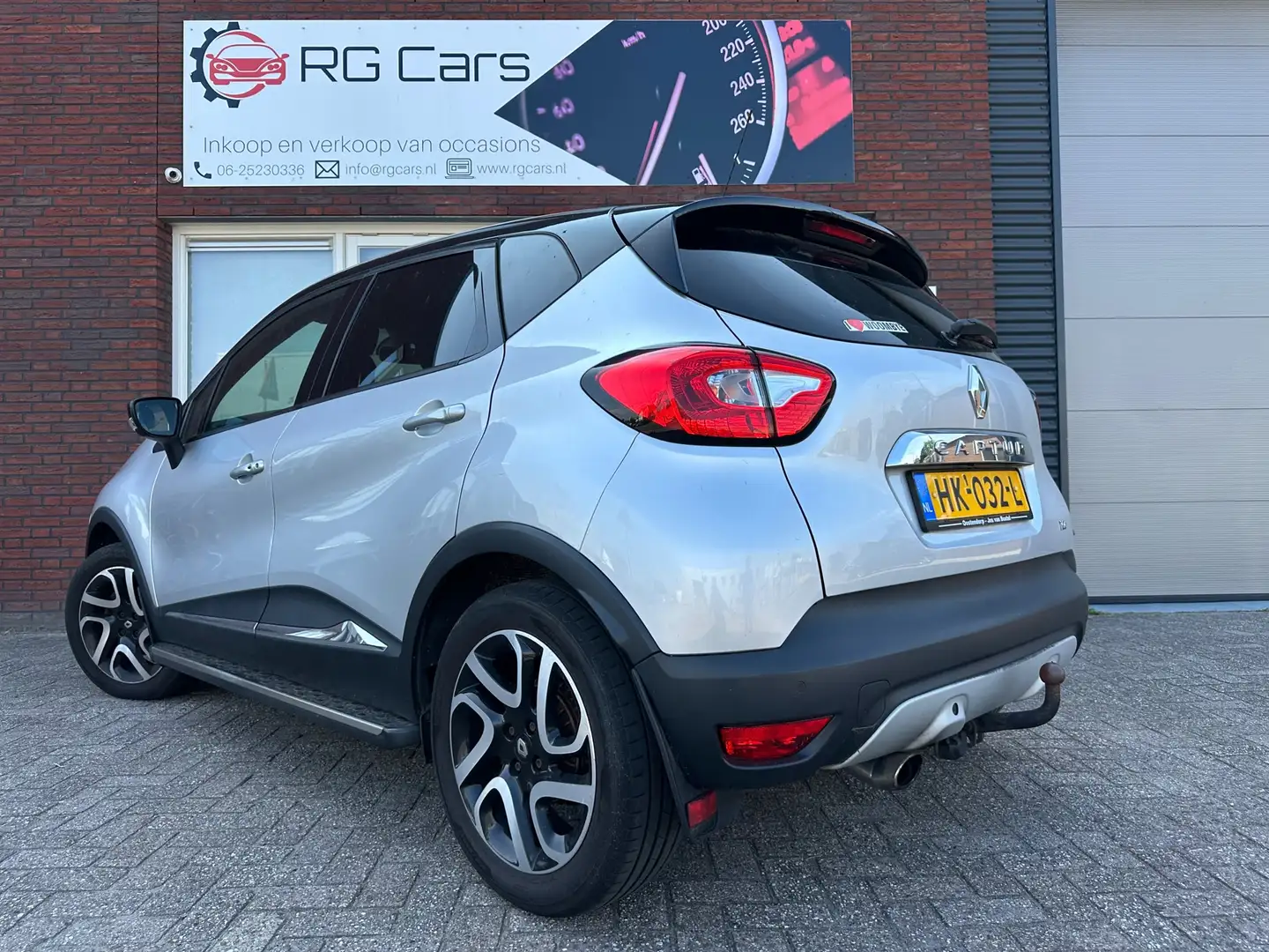 Renault Captur 1.2 TCe Dynamique / Navi / Camera / PDC / Cruise / Grijs - 2