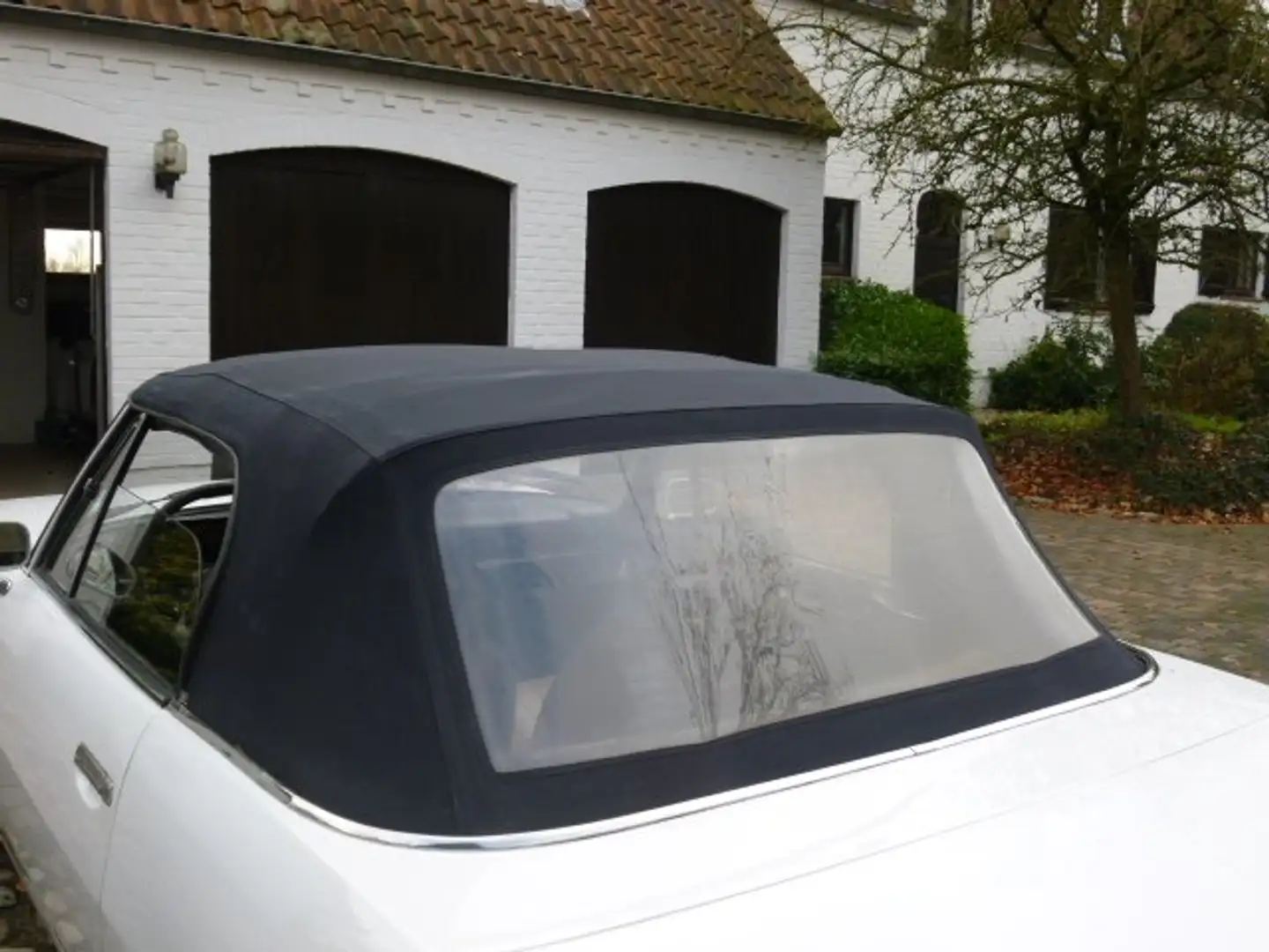 Peugeot 504 cabriolet Bílá - 2