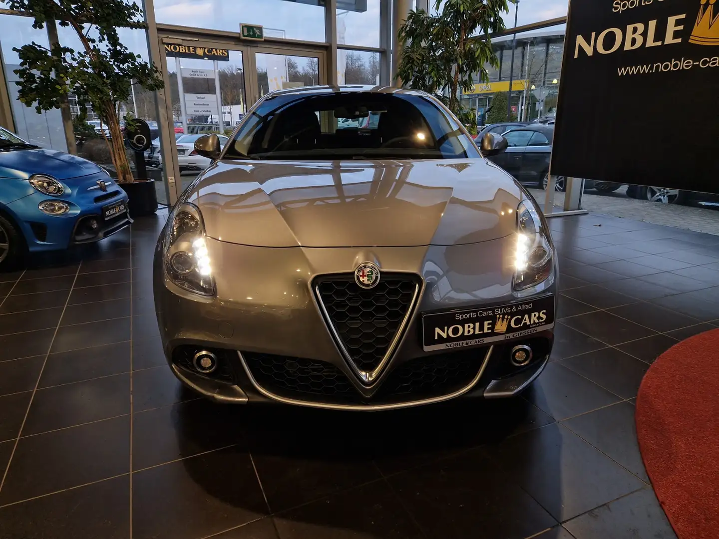 Alfa Romeo Giulietta Super SHZ NAVI ALU Grau - 2
