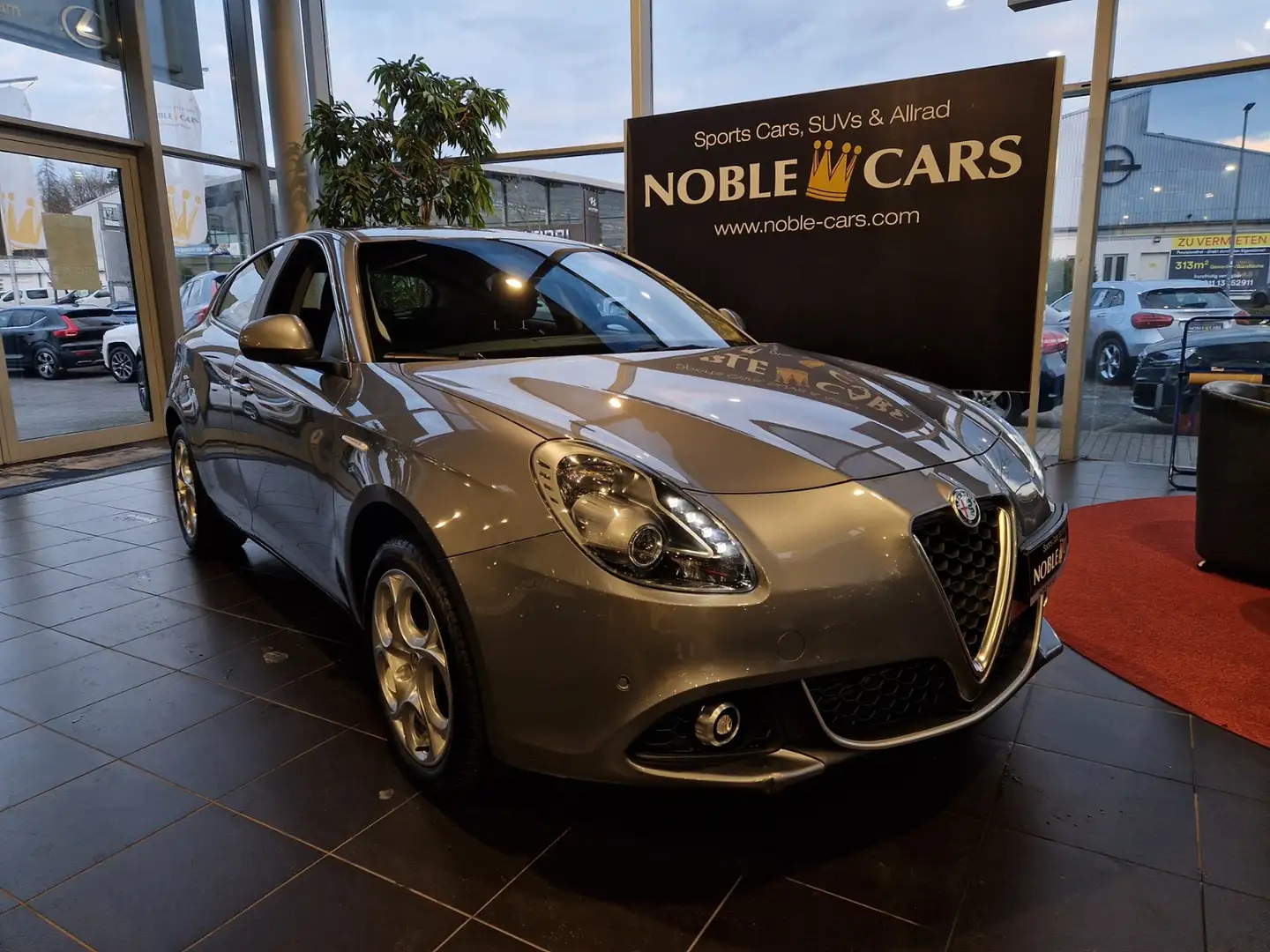 Alfa Romeo Giulietta Super SHZ NAVI ALU Grau - 1
