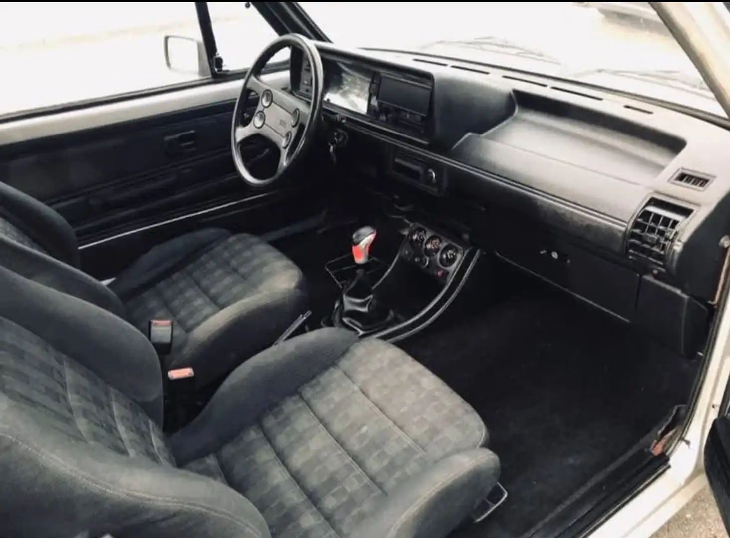 Volkswagen Golf swap 2.8 VR6 Gümüş rengi - 2