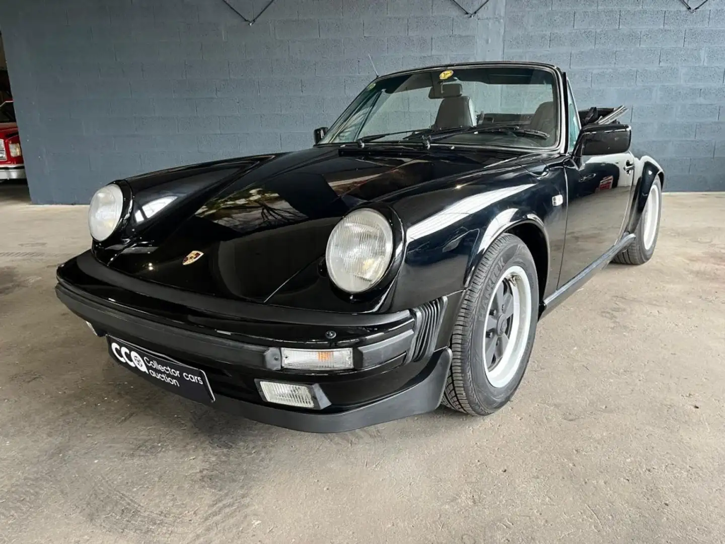 Porsche 911 Carrera 3.2L cabriolet - 1