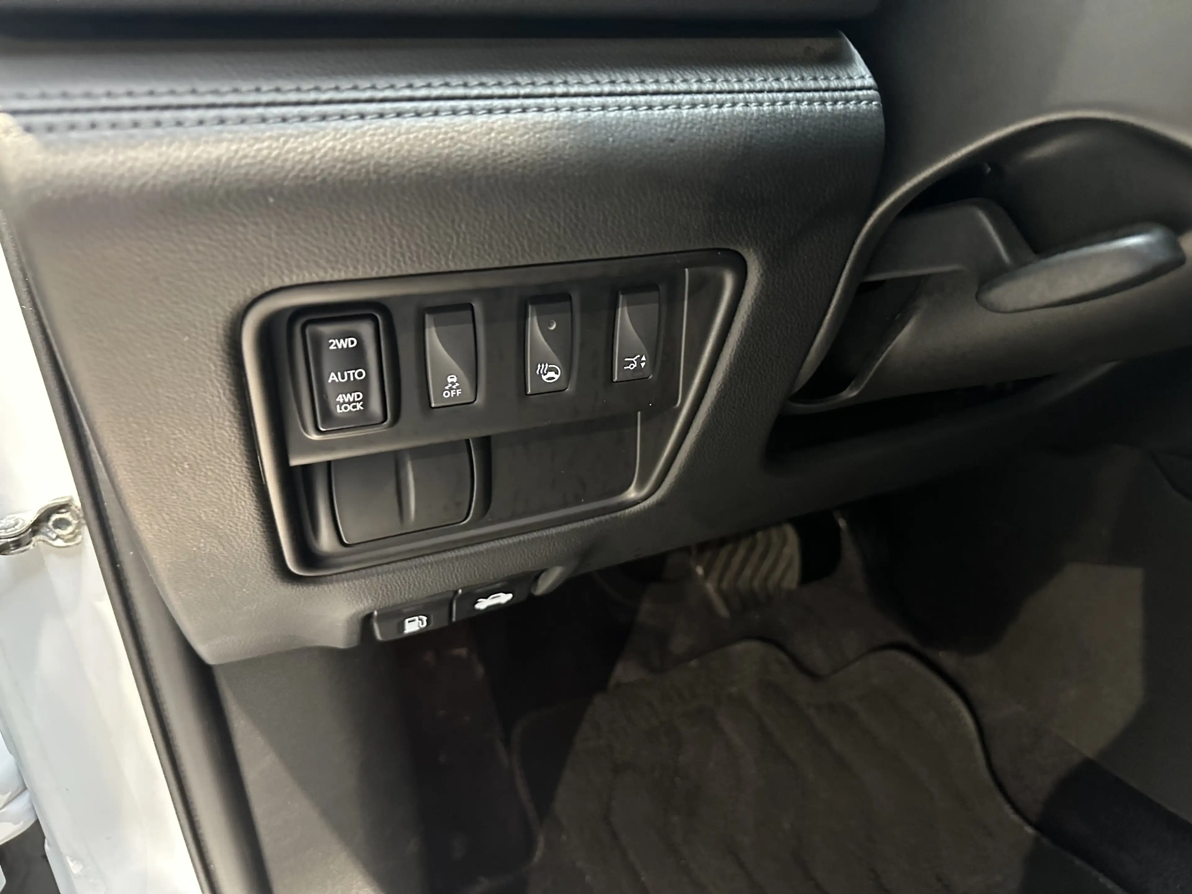 Renault Koleos INITIALE PARIS dCi 175 — photo 13
