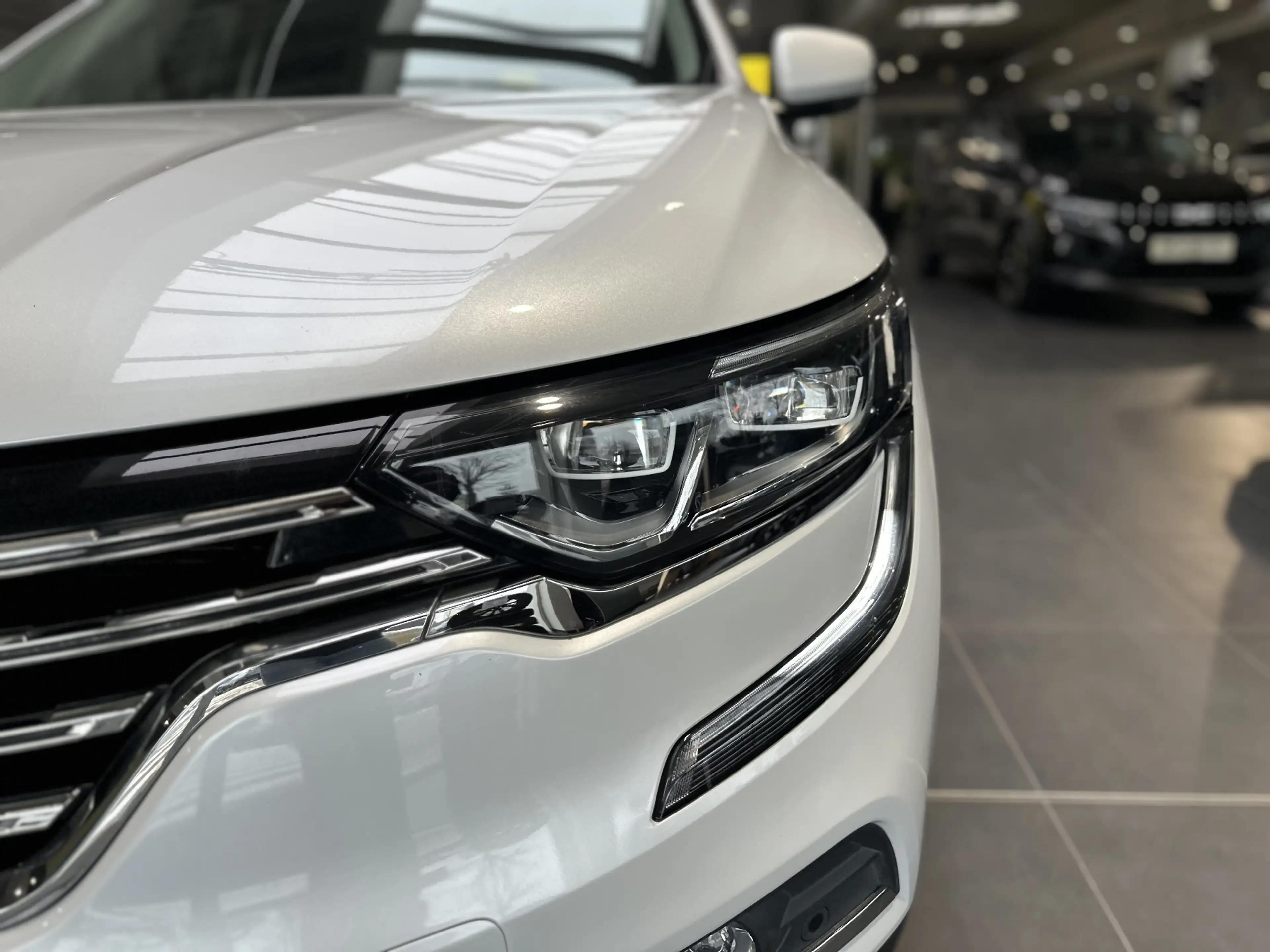 Renault Koleos INITIALE PARIS dCi 175 — photo 2