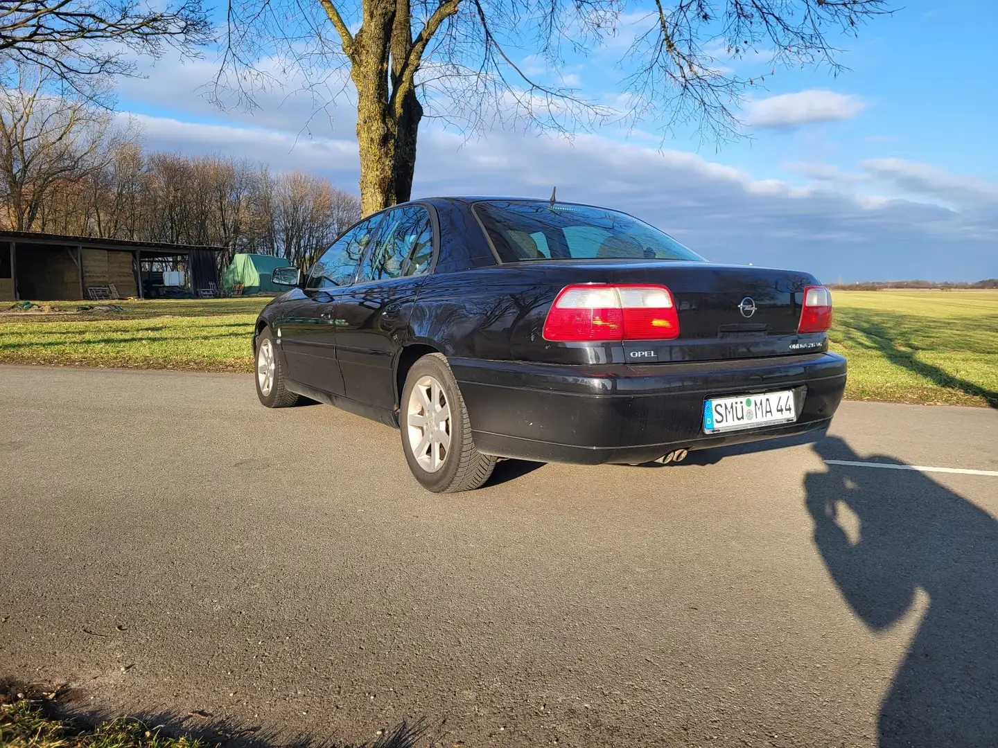 Opel Omega 2.6 V6 Fekete - 2