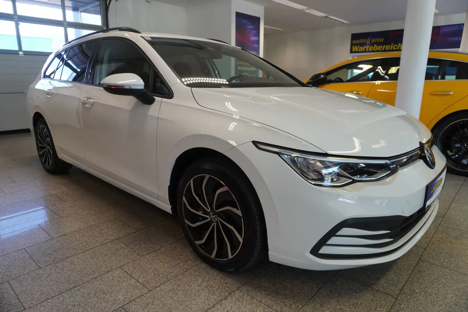 Volkswagen Golf Variant Life TDI DSG Virtual/Navi/Kamera/LED Weiß - 2