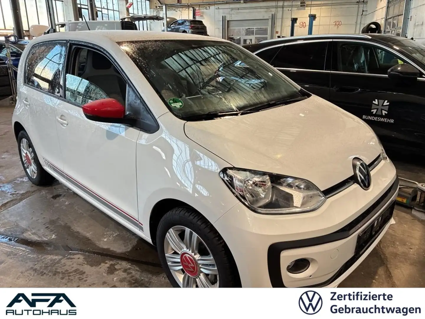 Volkswagen up! 1.0 BEATS Klima*Rückfahrkamera*Tempomat*SHZ Weiß - 1