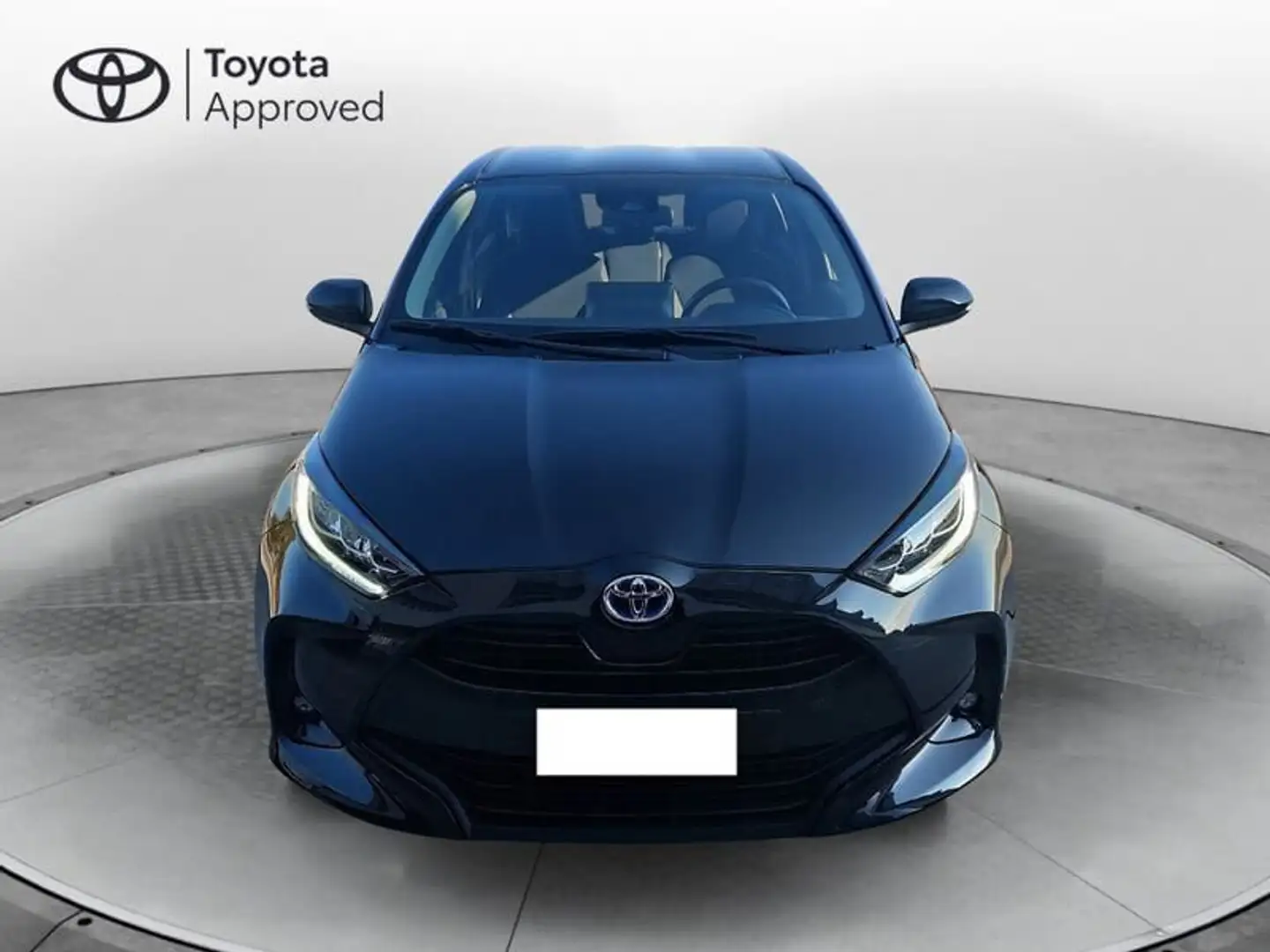 Toyota Yaris 1.5 Hybrid 5 porte Trend Nero - 1