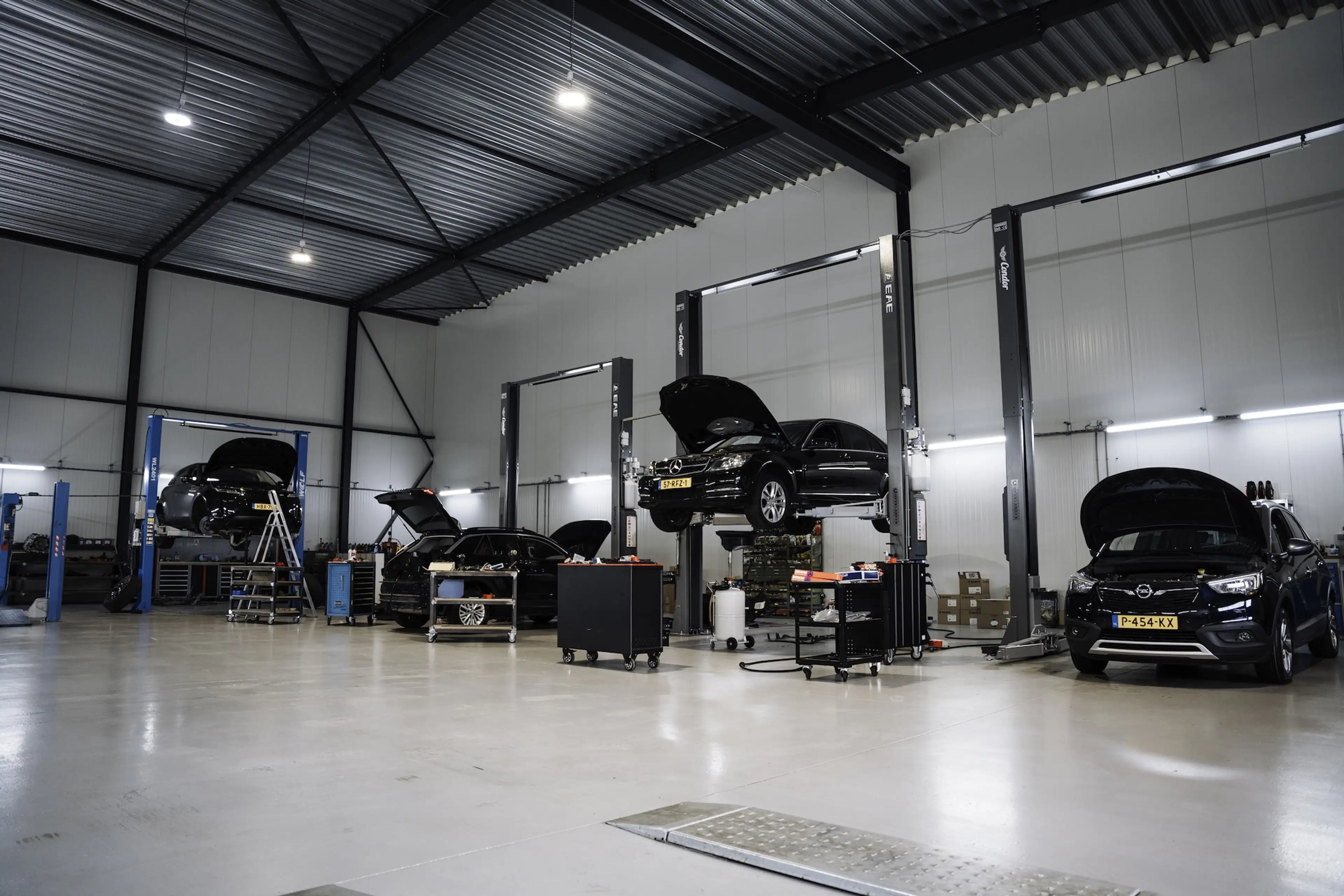 Peugeot 308 SW 1.2 PureTech Allure Pack Business 2023 | CAMERA — photo 14