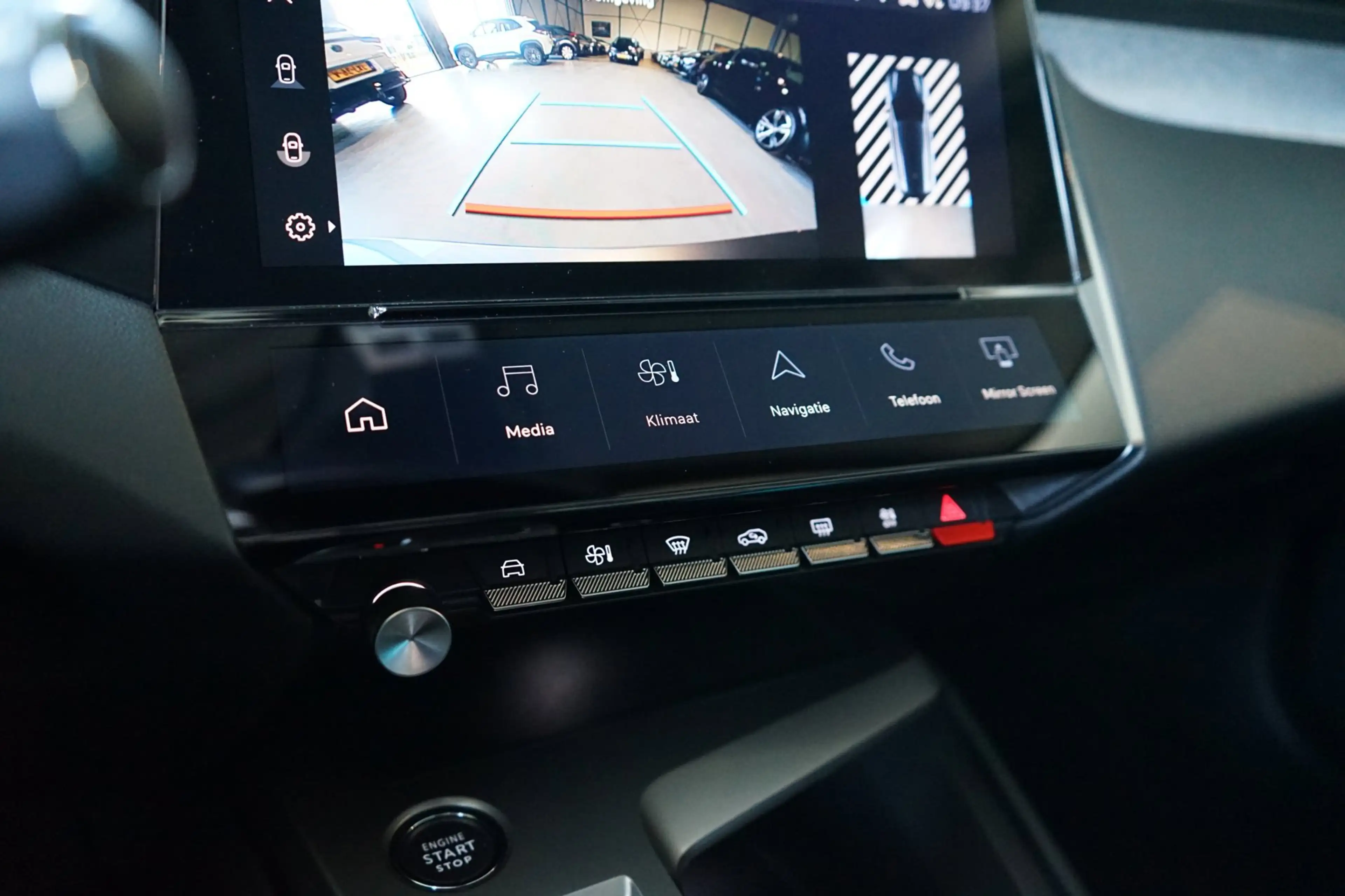 Peugeot 308 SW 1.2 PureTech Allure Pack Business 2023 | CAMERA — photo 9
