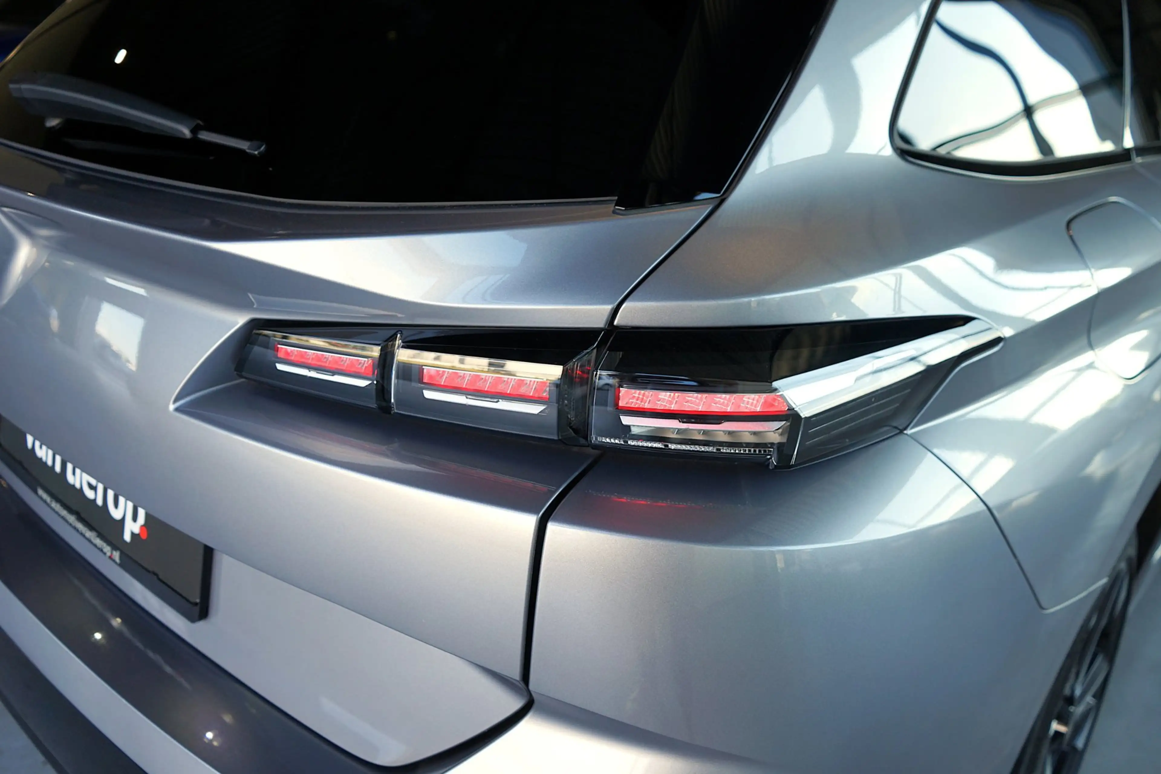 Peugeot 308 SW 1.2 PureTech Allure Pack Business 2023 | CAMERA — photo 23