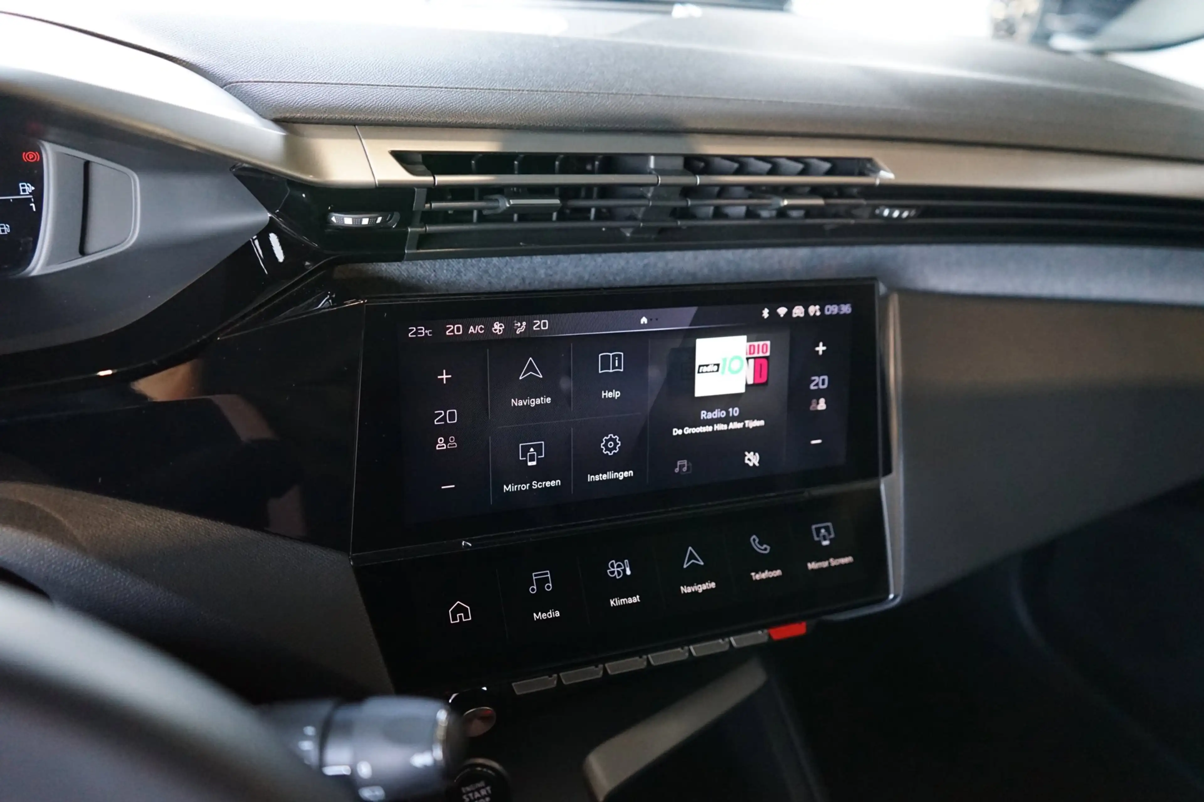 Peugeot 308 SW 1.2 PureTech Allure Pack Business 2023 | CAMERA — photo 7