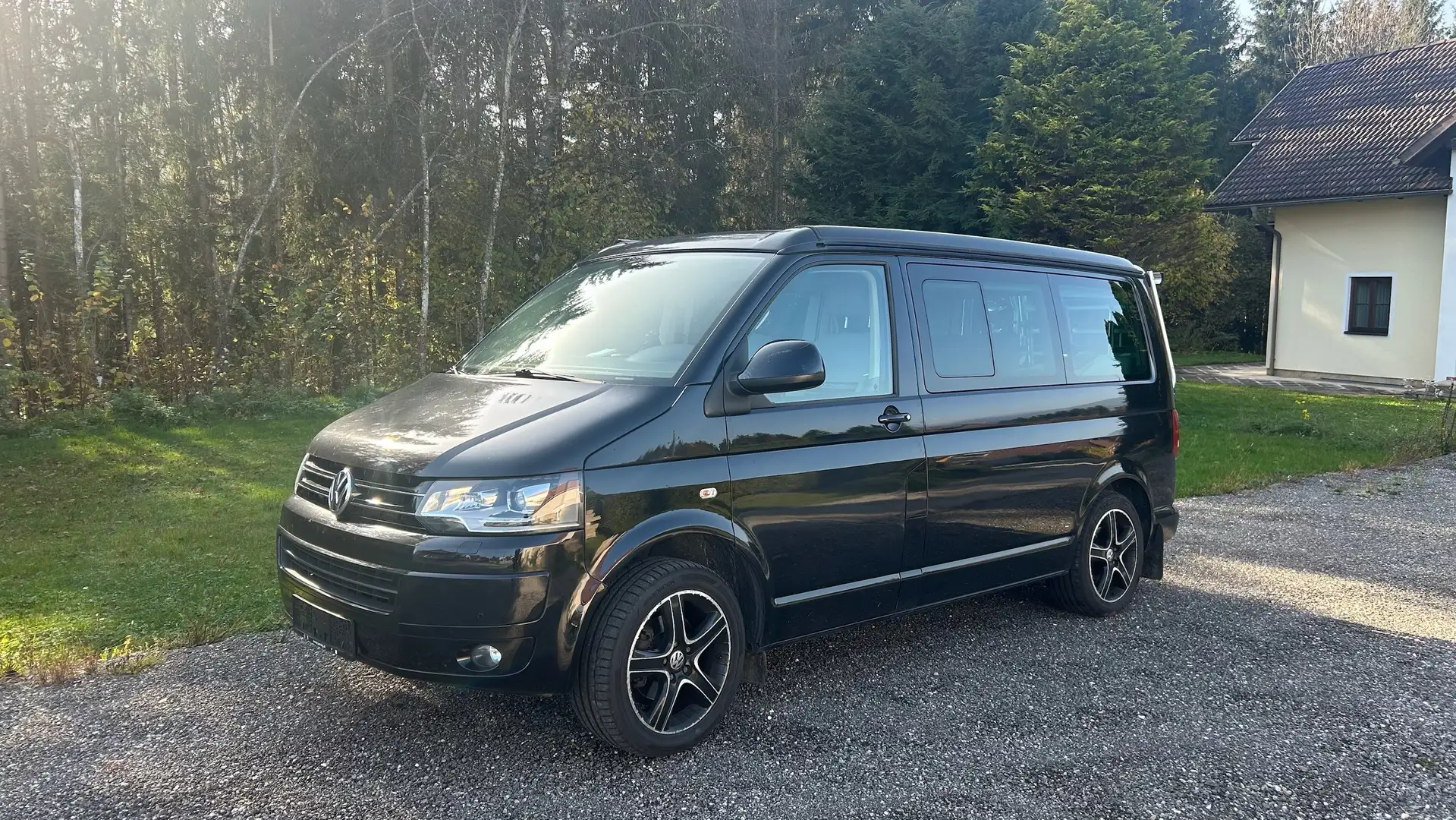 Volkswagen T5 California - 1