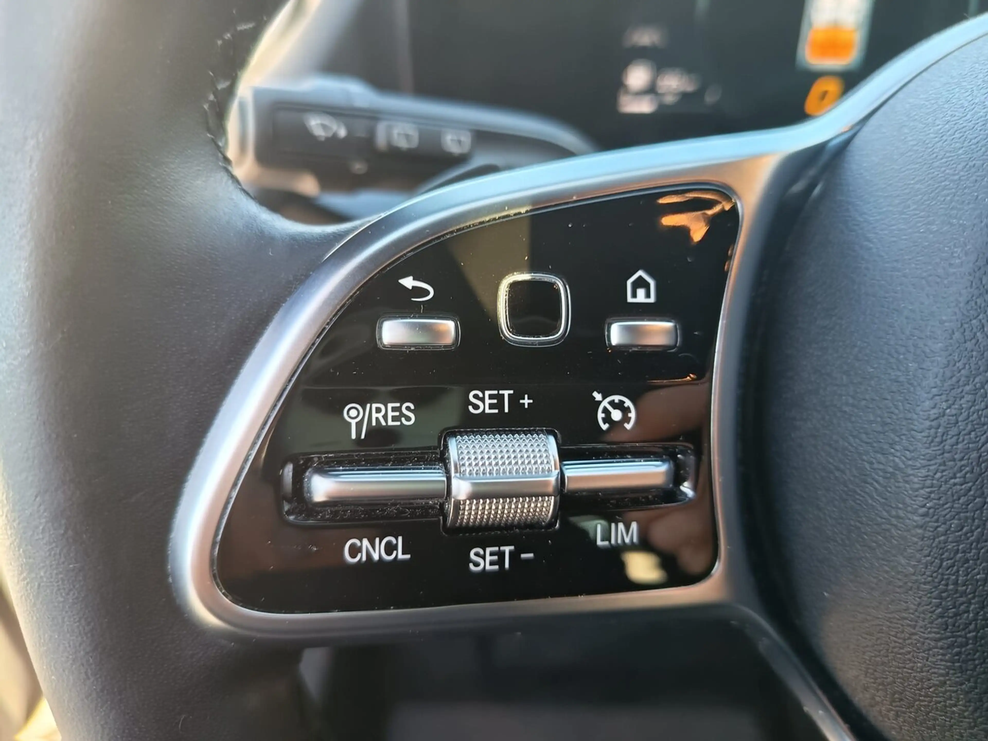 Mercedes-Benz B 200 AUTOMAAT / Elektr. Koffer / Camera / ... — photo 12