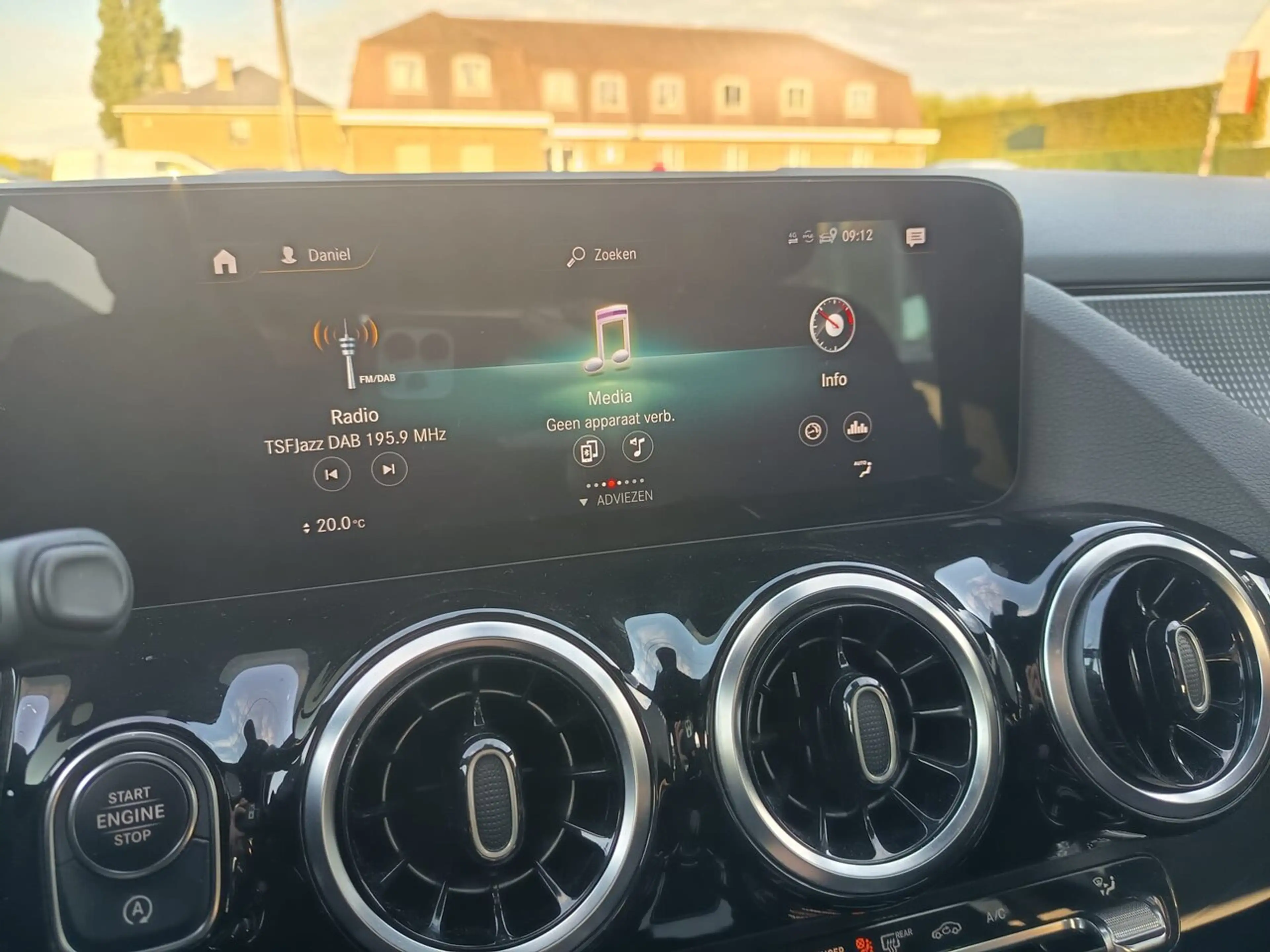 Mercedes-Benz B 200 AUTOMAAT / Elektr. Koffer / Camera / ... — photo 21