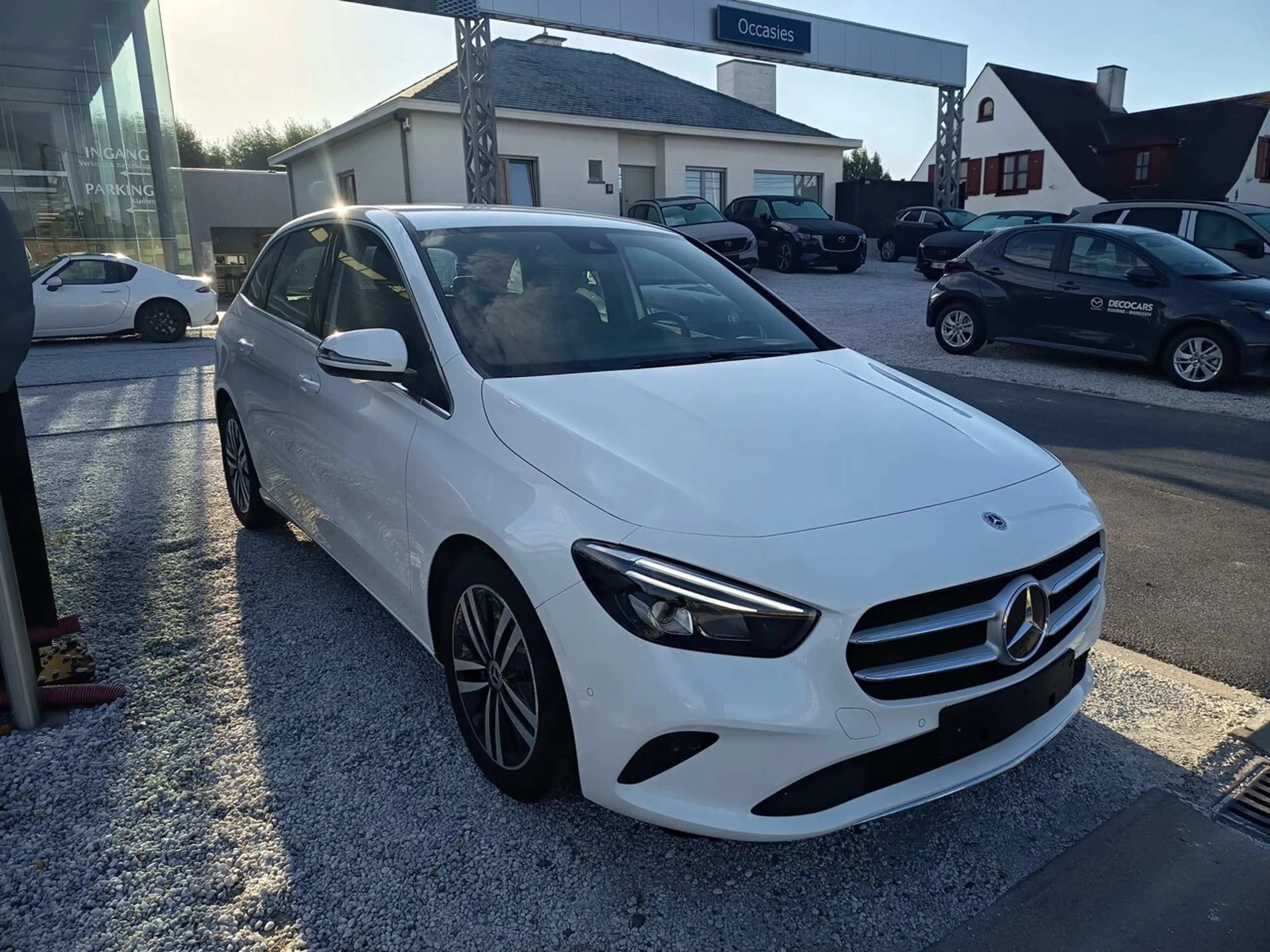Mercedes-Benz B 200 AUTOMAAT / Elektr. Koffer / Camera / ... — photo 6