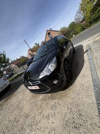 Cabrio 1.2 VTi So Chic