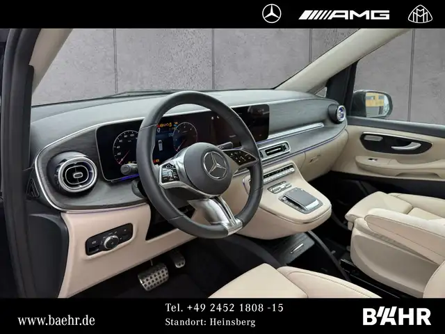 Mercedes-Benz V-Class view 11