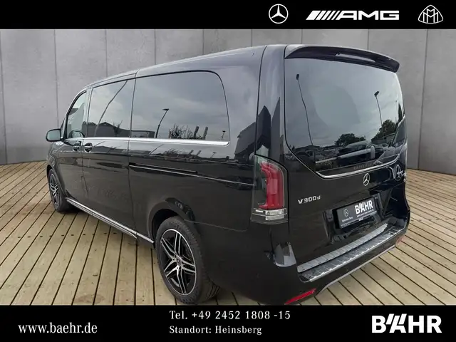 Mercedes-Benz V-Class view 3