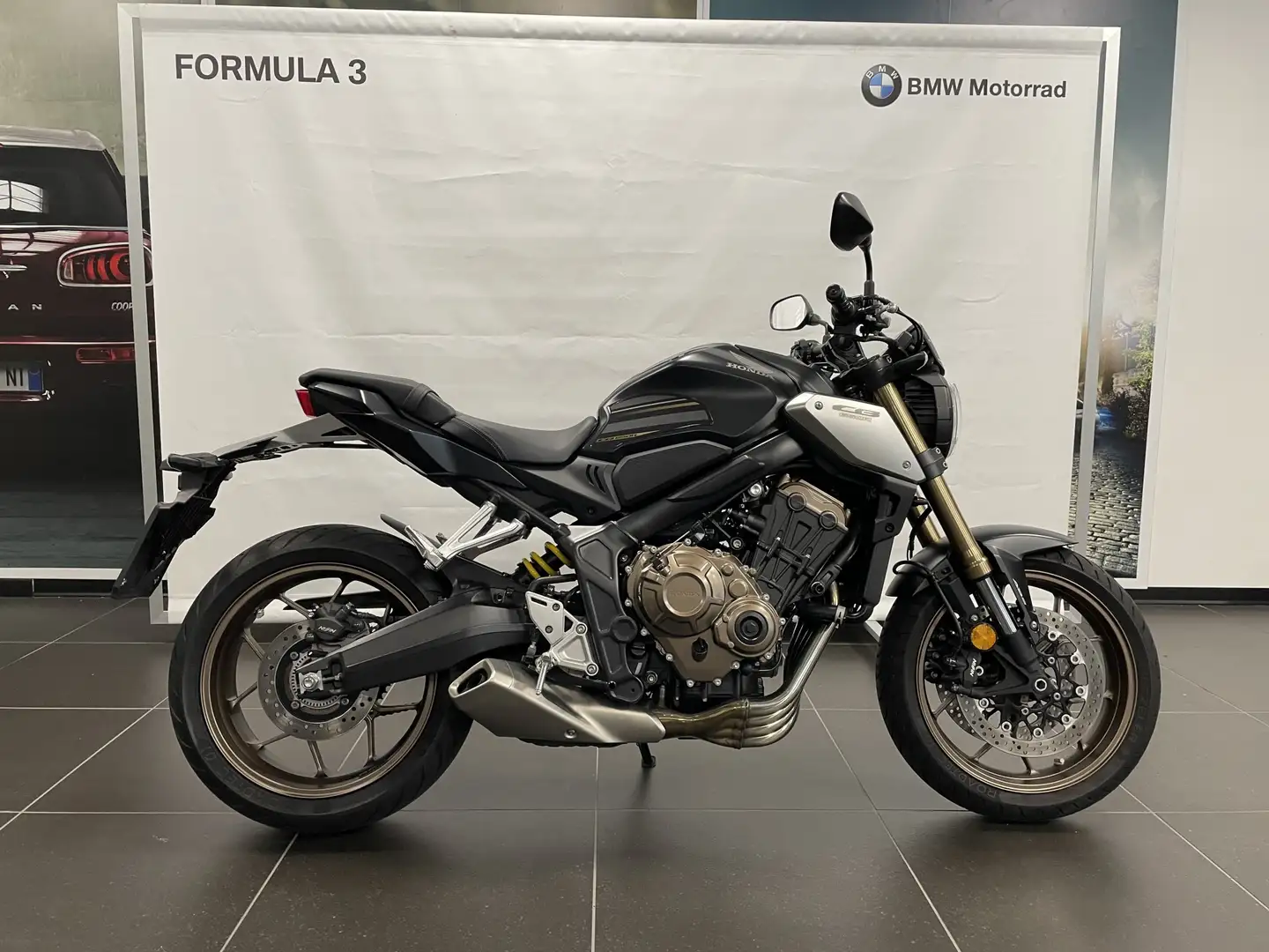 Honda CB 650 Gri - 1