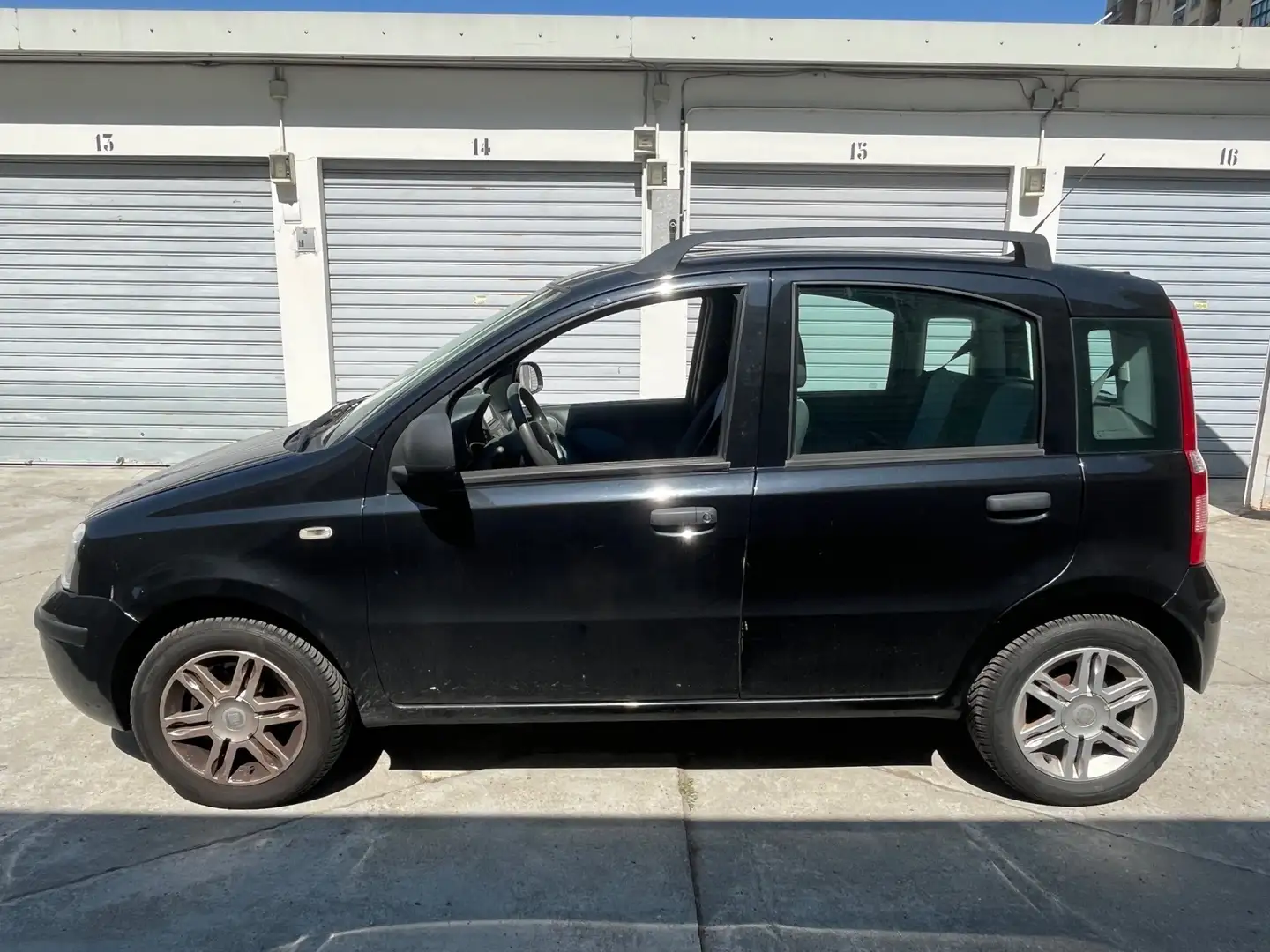 Fiat Panda 1.2 Emotion dualogic Nero - 2