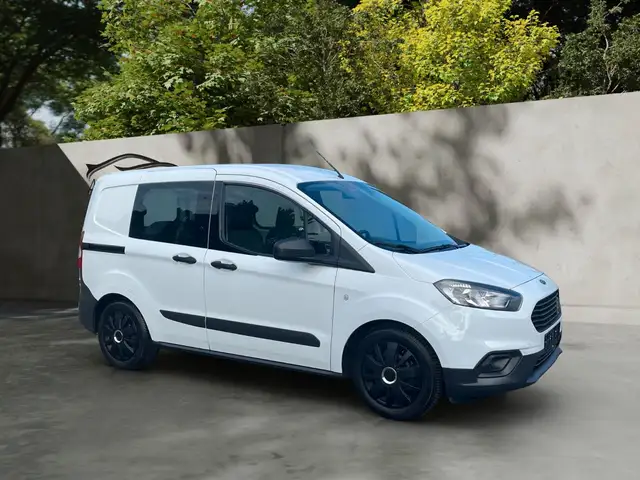 Ford Transit Courier /1.Hand/2xSchiebetür/Klima